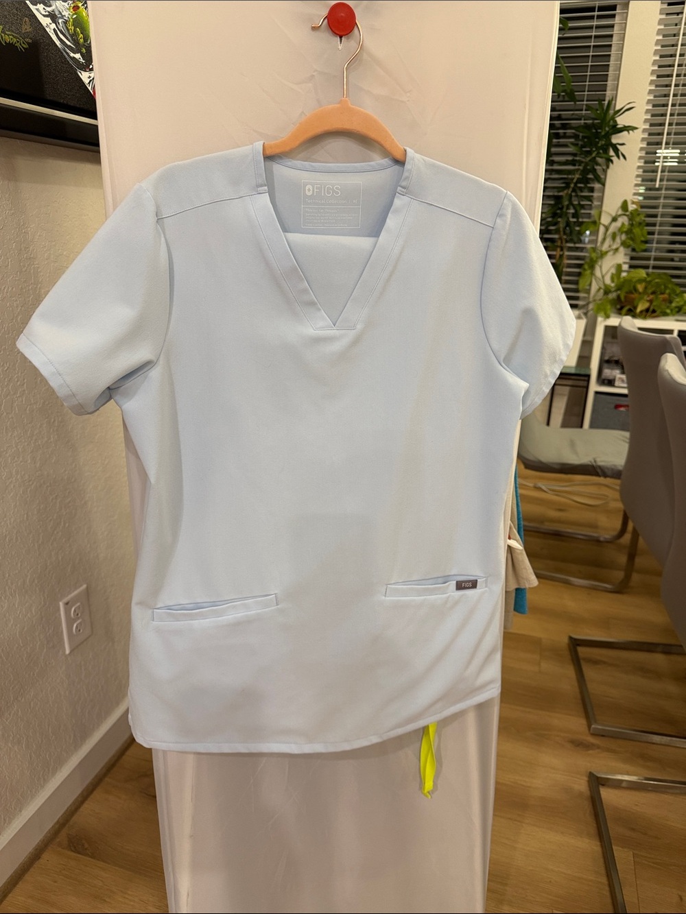 Bundle!! Figs Open Skies Blue Casma Scrub Top and Kade pant.  Both Medium.